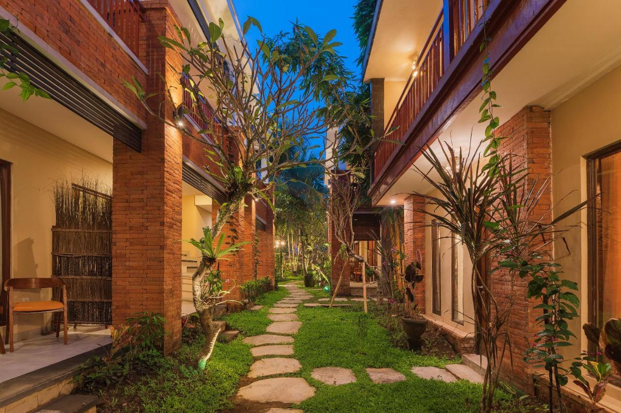 Gana Hotel & Restaurant Ubud  Exterior photo